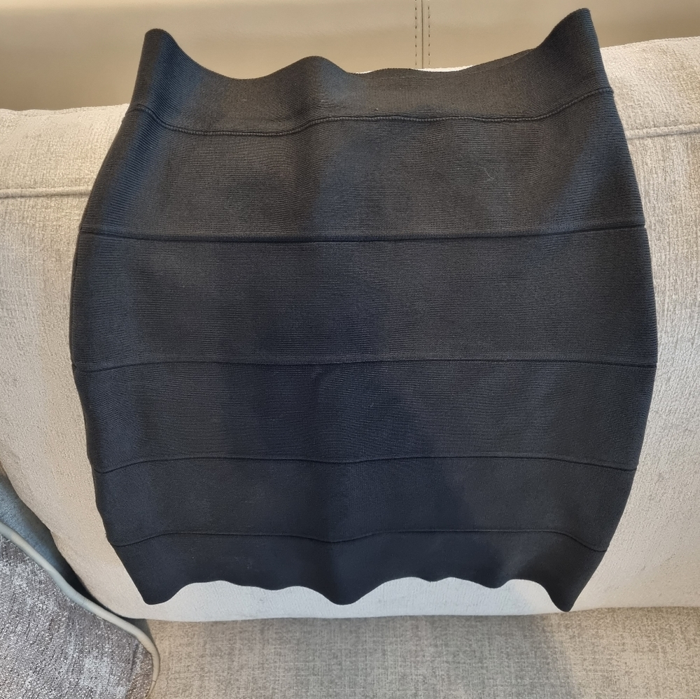 BCBG skirt